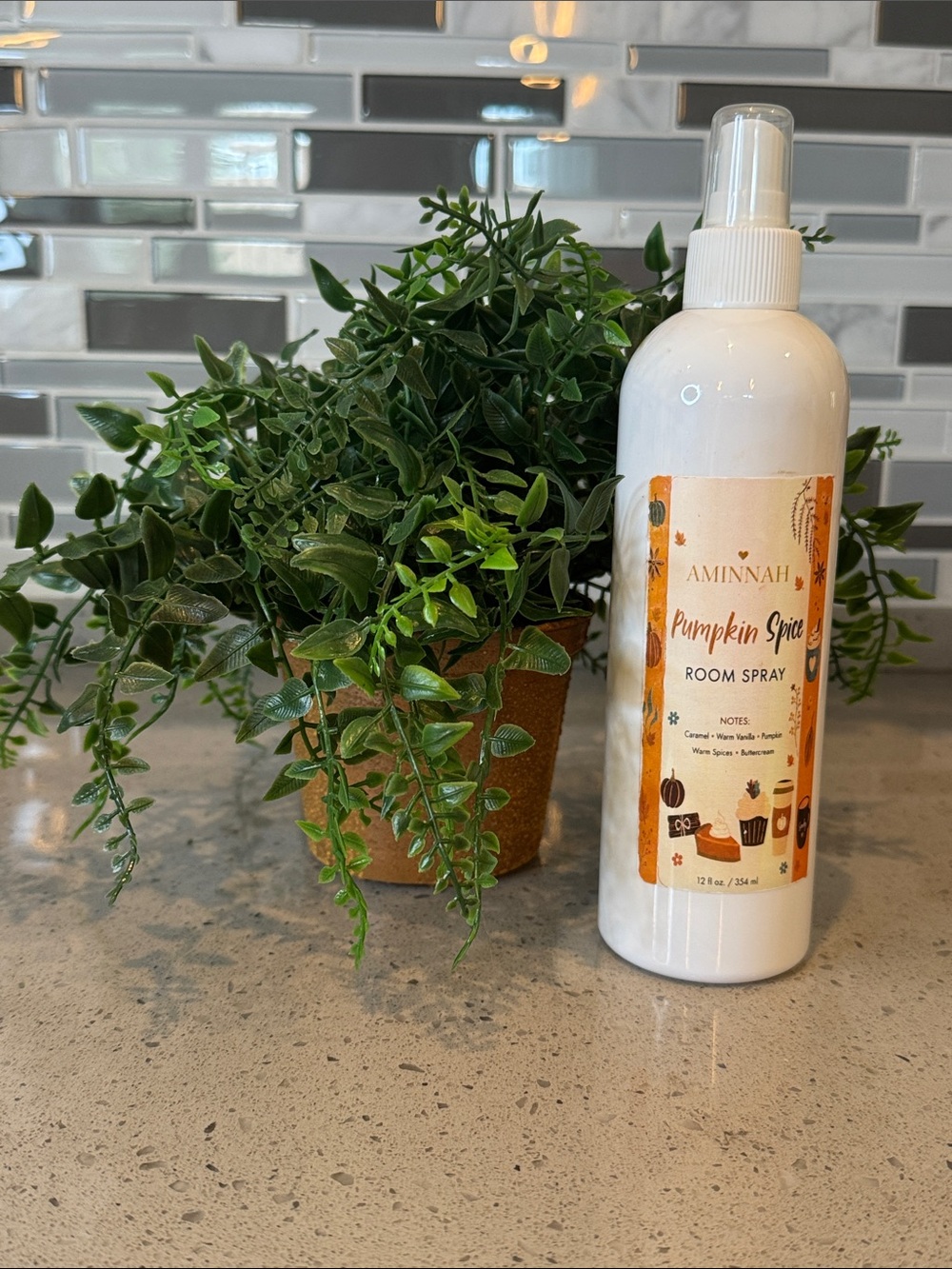 AMINNAH - PUMPKIN SPICE ROOM SPRAY
